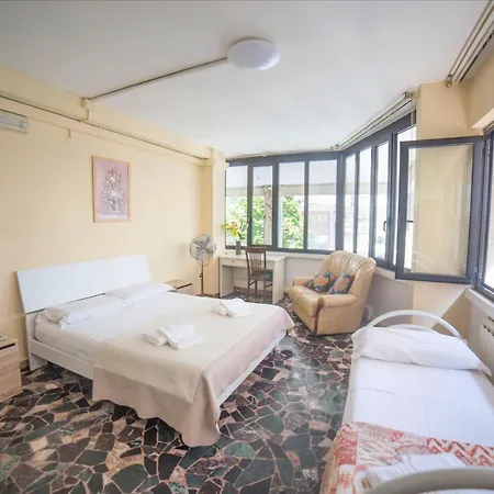 Casa Fiorella, Mestre In Zona Centralissima Bed & Breakfast *