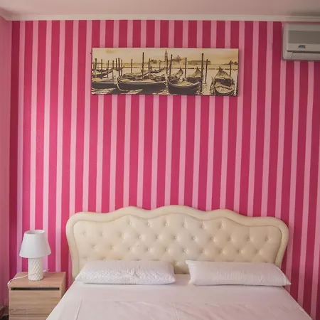 Casa Fiorella, Mestre In Zona Centralissima Bed & Breakfast *