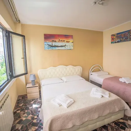 Casa Fiorella, Mestre In Zona Centralissima Bed & Breakfast